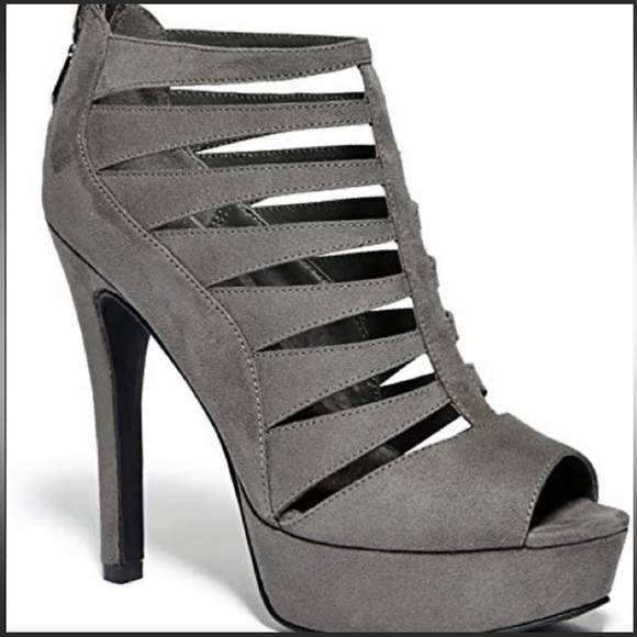 Like New Guess Heels “Cerys” - Picture 2 of 7